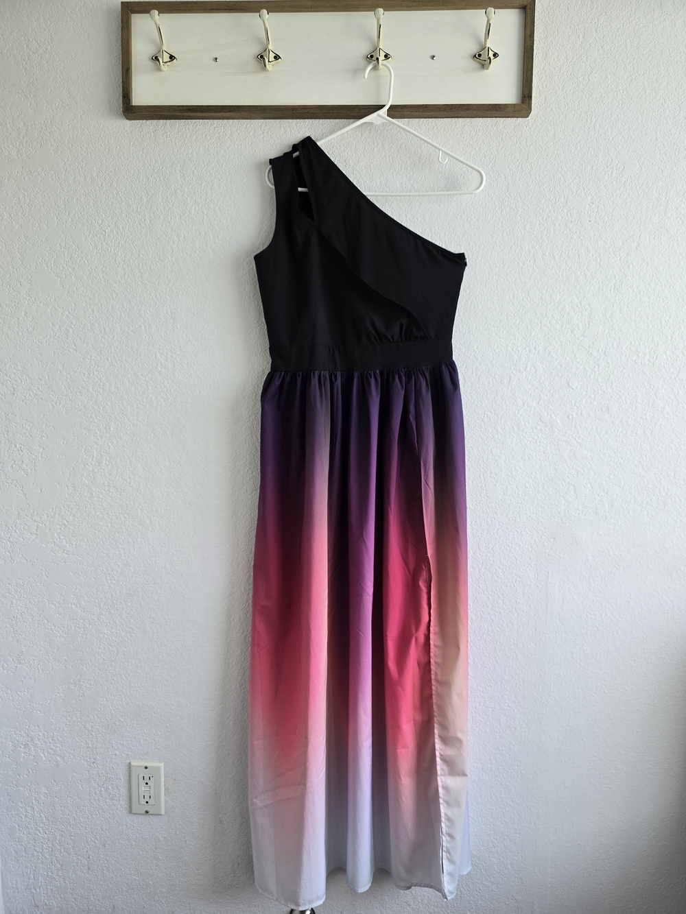 One-Shoulder Ombre Maxi Dress in Black and Pink-Purple